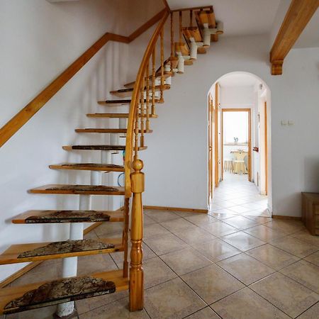 Apartament Miriada 16 Рови Екстериор снимка
