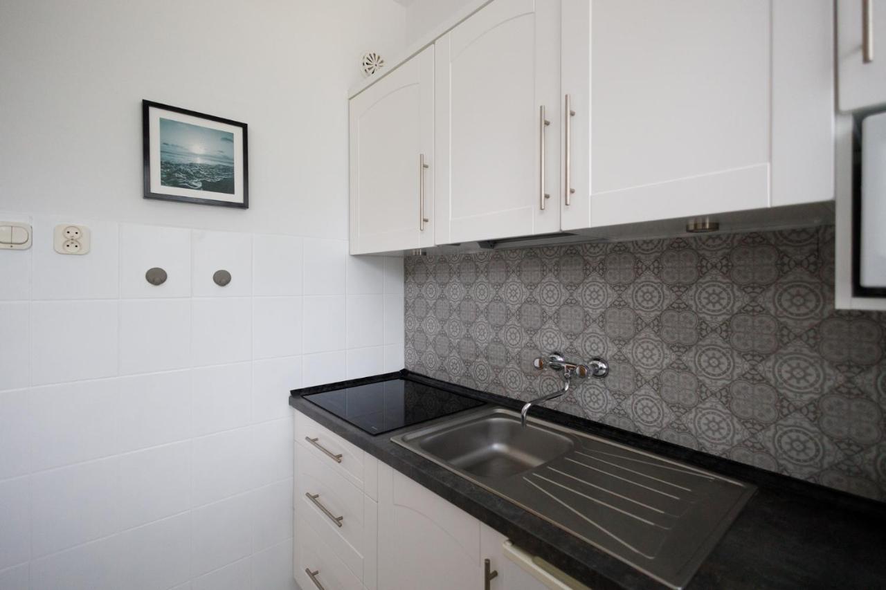 Apartament Miriada 16 Рови Екстериор снимка