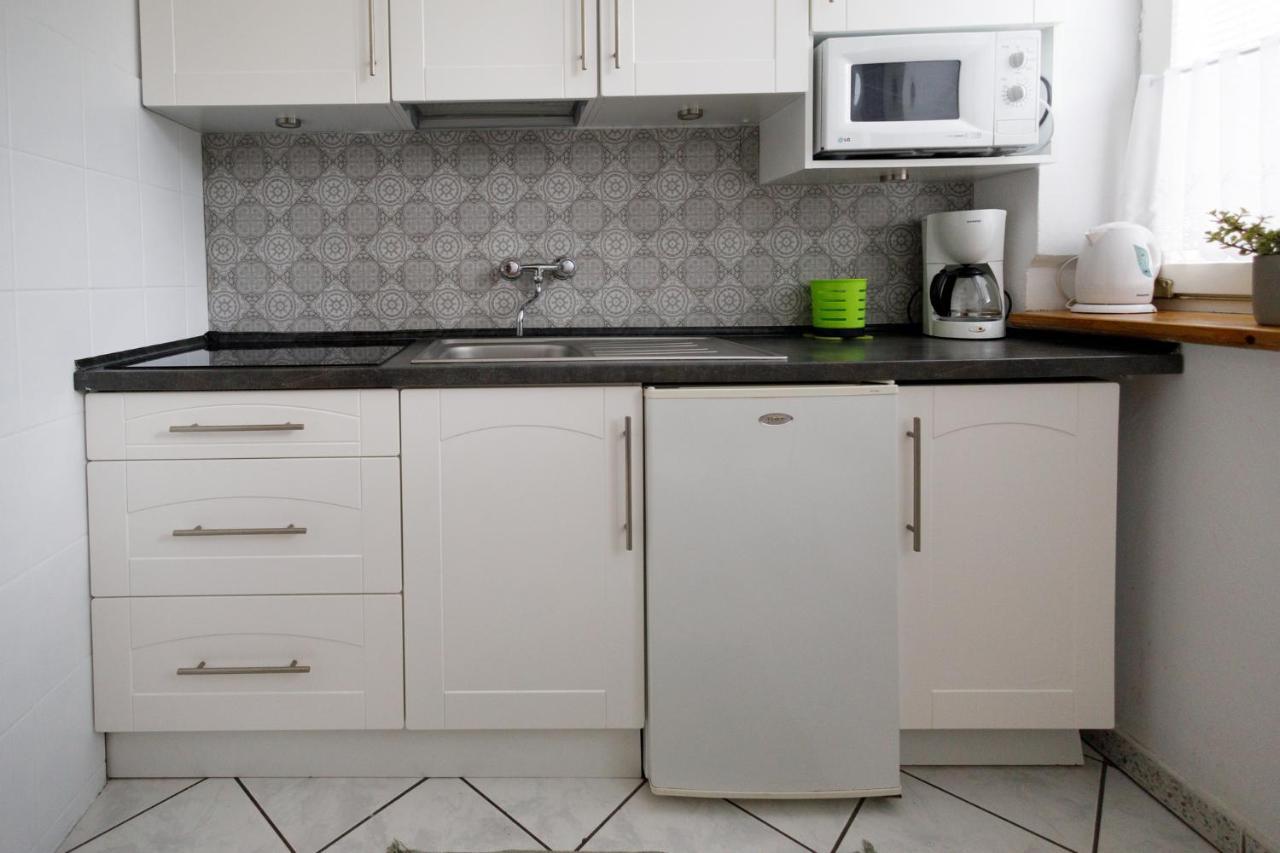 Apartament Miriada 16 Рови Екстериор снимка